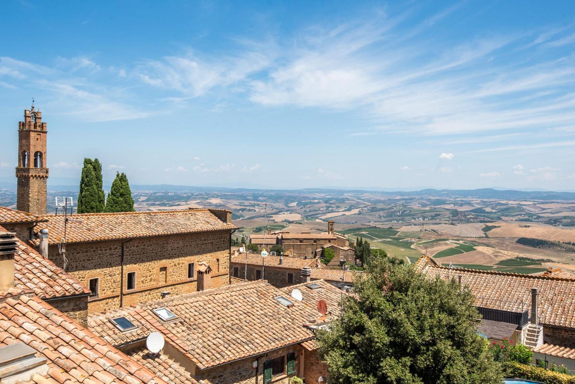 Beb Del Musico Bed & Breakfast Montalcino Exterior photo