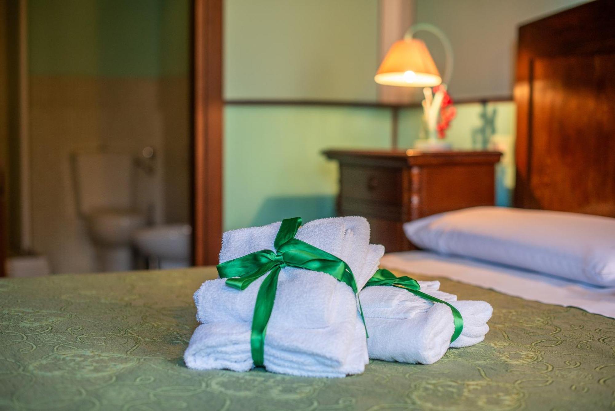 Beb Del Musico Bed & Breakfast Montalcino Exterior photo