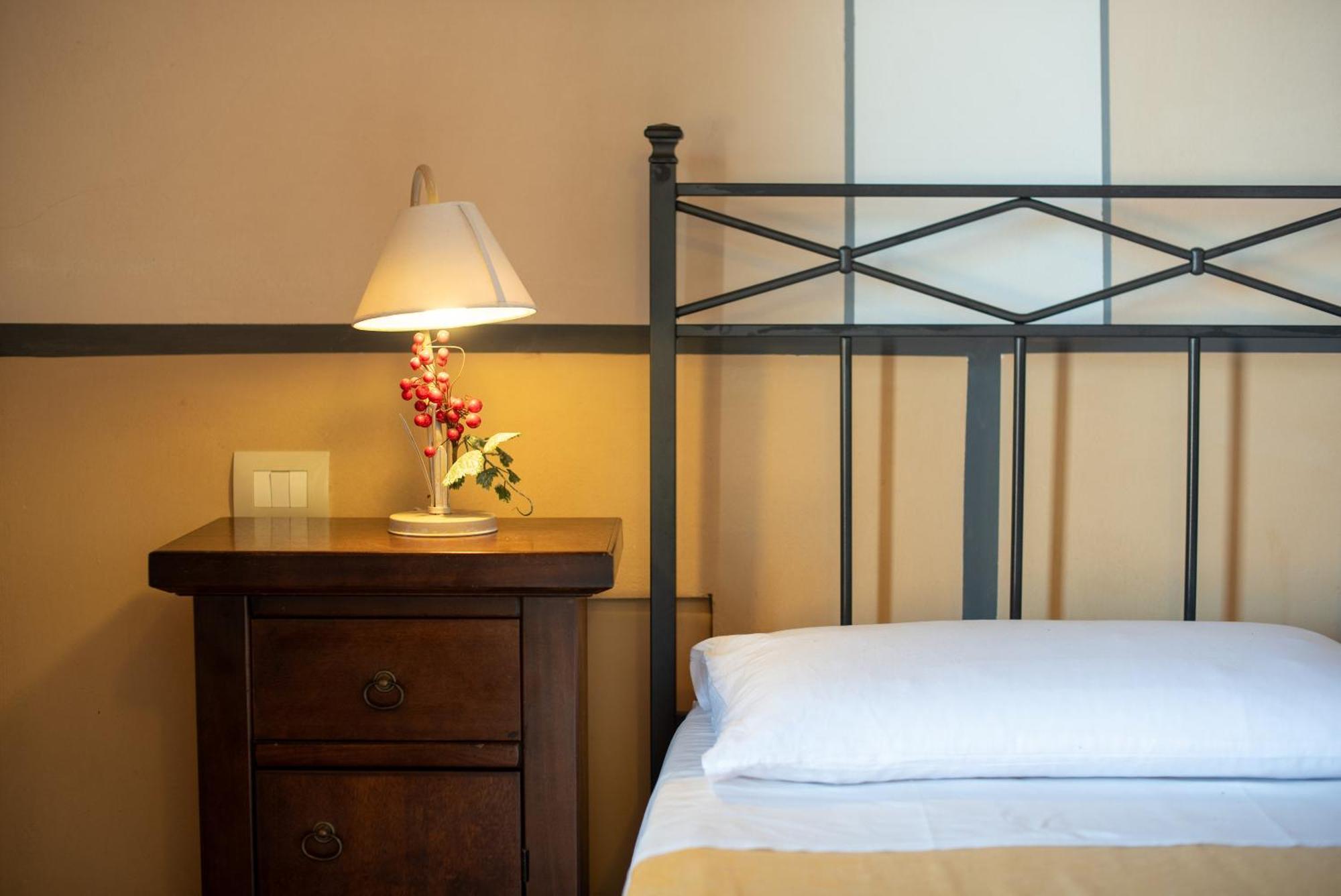 Beb Del Musico Bed & Breakfast Montalcino Exterior photo